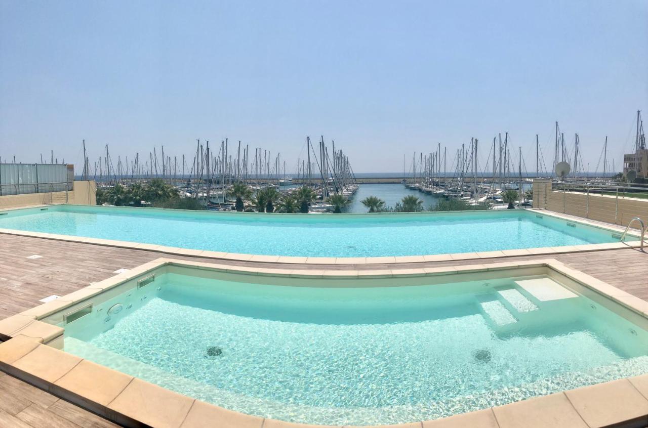 Aregai Marina Exclusive Seaside Apartments サント・ステーファノ・アル・マーレ エクステリア 写真
